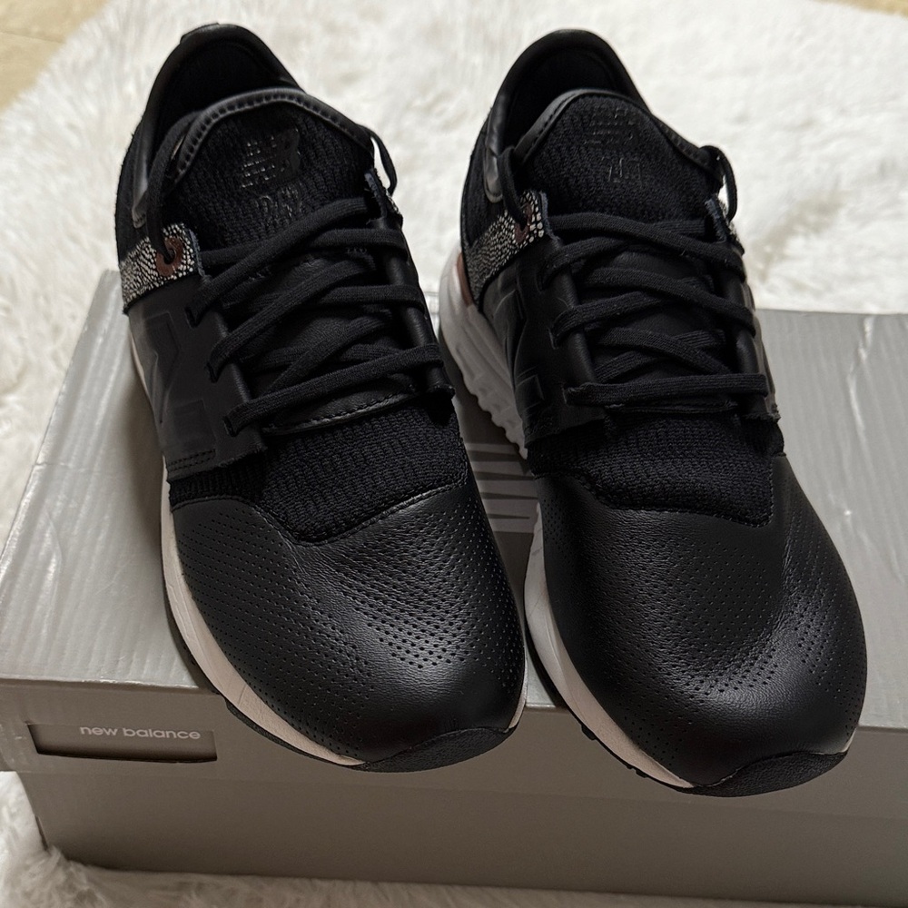 New Balance Black and Gray Sneakers
